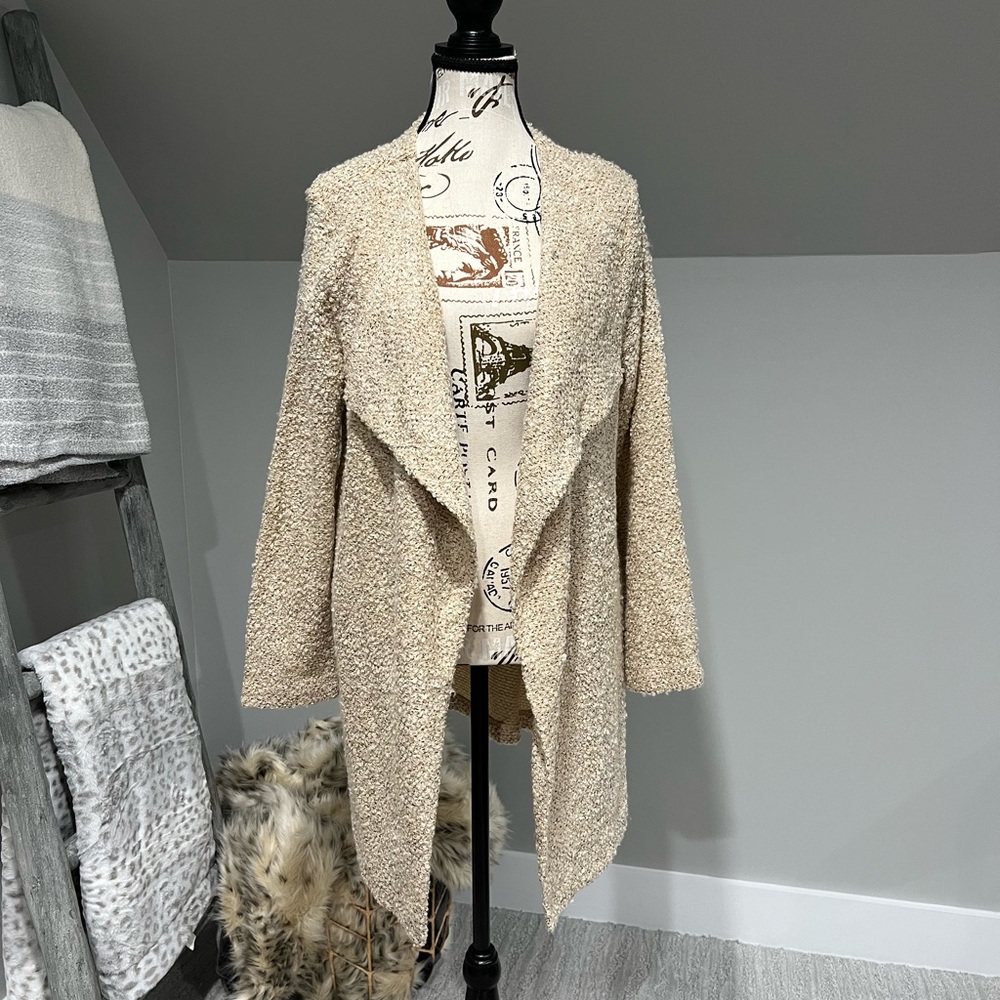 Calvin Klein Flyaway Jacket Sweater with pockets size medium.